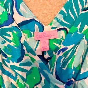 Lilly Pulitzer long sleeve dress
Size XS